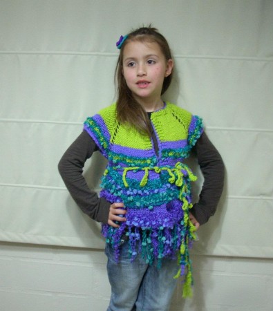 Chaleco flecos (A pedido)