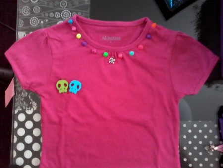 Poleras intervenidas Colores y Tallas (Valor desde $5.000.- CLP)